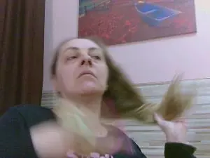 Him_and_she  live sex cam
