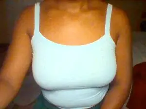 Faustine  live sex cam