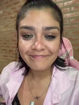 MissNyx_  live sex cam
