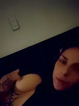 H0tMilk  live sex cam
