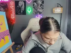 TrudiHilyer  live sex cam