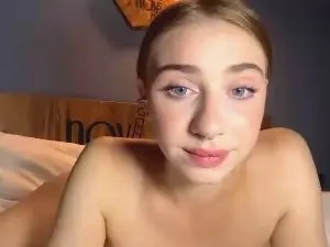 LilianHathaway  live sex cam