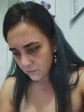 Alessia189412  live sex cam