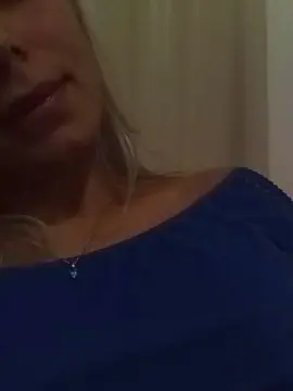 Ana_46  live sex cam