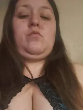 Solcurvytriplxx  live sex cam