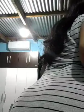 Anasasa_xxx  live sex cam