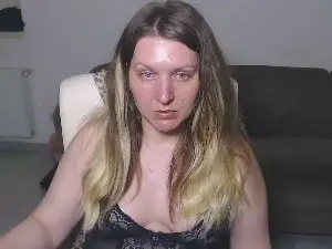 Glamyglam  live sex cam