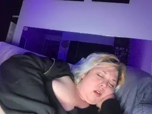 Stonedandthick2  live sex cam