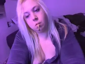 Stonedandthick2  live sex cam
