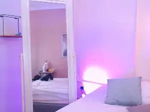 KikiVoss  live sex cam