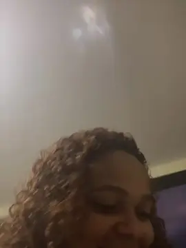 Bruna2025  live sex cam