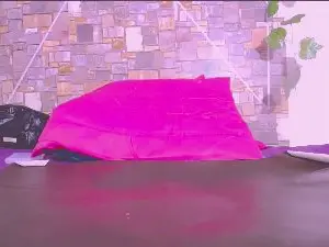 Miadangerhot  live sex cam