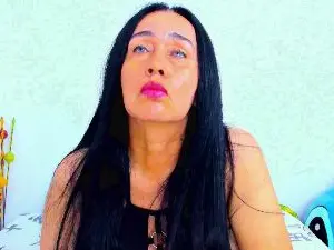 BigLabbia  live sex cam