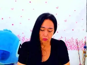 BigLabbia  live sex cam