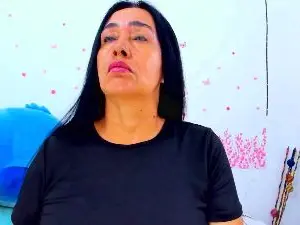 BigLabbia  live sex cam