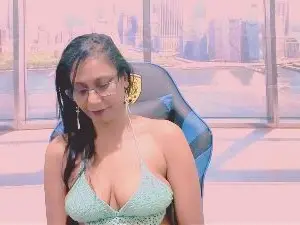 ErroticStarr1zn  live sex cam