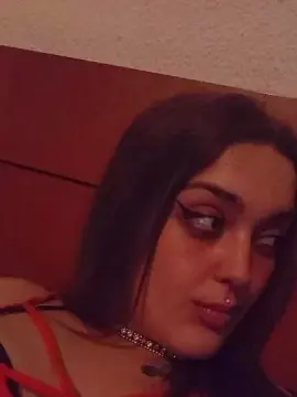 Maaartinaa  live sex cam