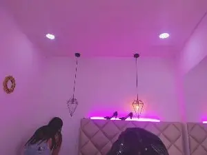 Melannyy__  live sex cam