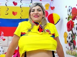 Celeste_Lincon  live sex cam