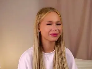 EllenBudiao  live sex cam