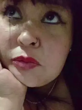 Lupe218  live sex cam