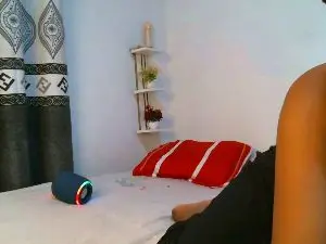 Monikan  live sex cam