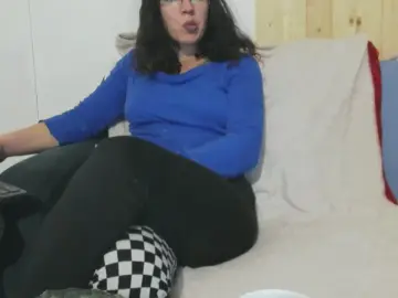 French_Claire25  live sex cam