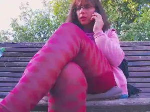 French_Claire25  live sex cam