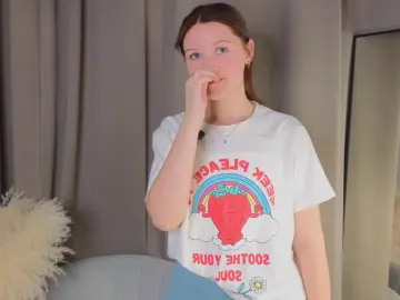 YingSaenz  live sex cam