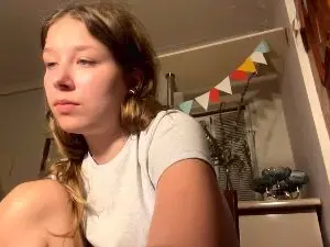BessieGreinke  live sex cam