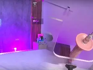 MelanyHolsen  live sex cam