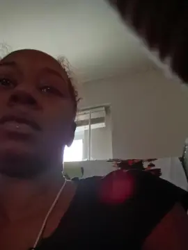 Shesoloyalmia  live sex cam
