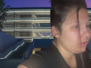 Minettesexy1  live sex cam