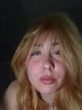 Esmeraldauncut  live sex cam