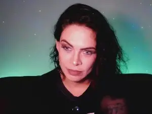 Veronnaink  live sex cam
