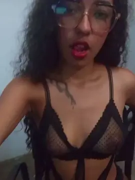 Carolhot2  live sex cam