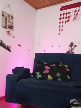 Keila_j  live sex cam