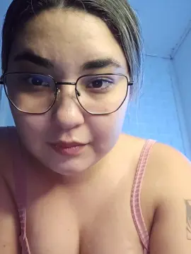 Kamila_hotty  live sex cam