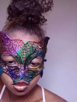 Lu_nah  live sex cam