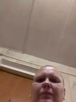 BigAssbb  live sex cam