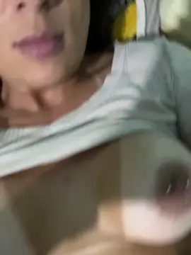 Carolzinha_fox  live sex cam