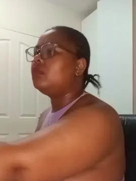 SexyBoobsbae  live sex cam