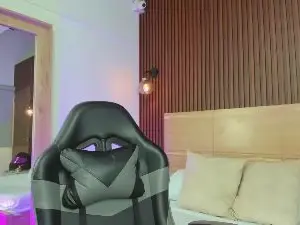 Emilly_miracle  live sex cam