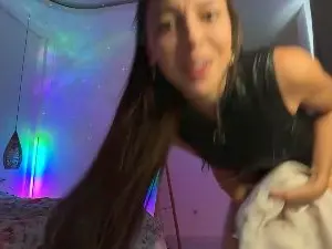 Keirasworldd  live sex cam