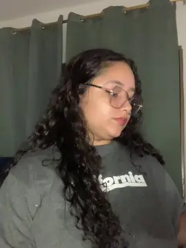 RomiBartolini  live sex cam