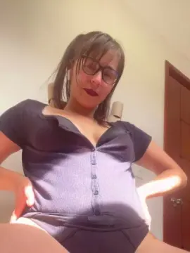 Shanell_Vi  live sex cam
