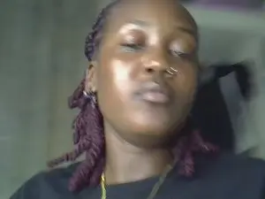 Nessaw  live sex cam
