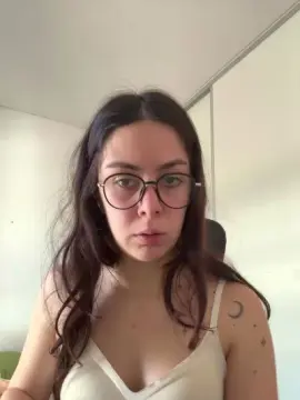Pinina  live sex cam