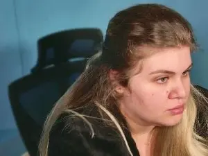 Ally_baby  live sex cam