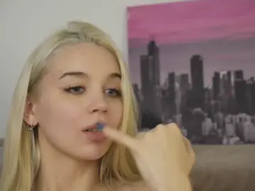 KristenStegner  live sex cam